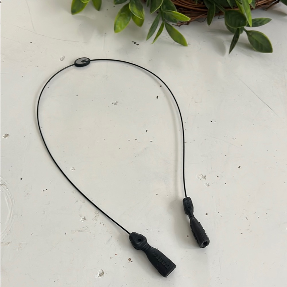 Costa Black Eyewear Retainer
